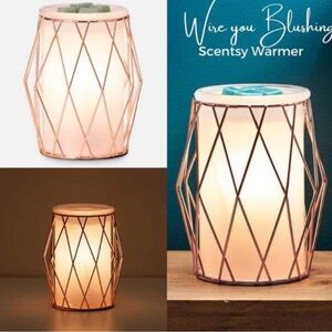 Scentsy Rose Gold Wire Candle Lantern with Frosted Glass